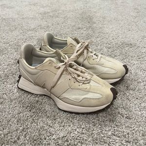 new balance 327 women’s beige sea salt sz 7